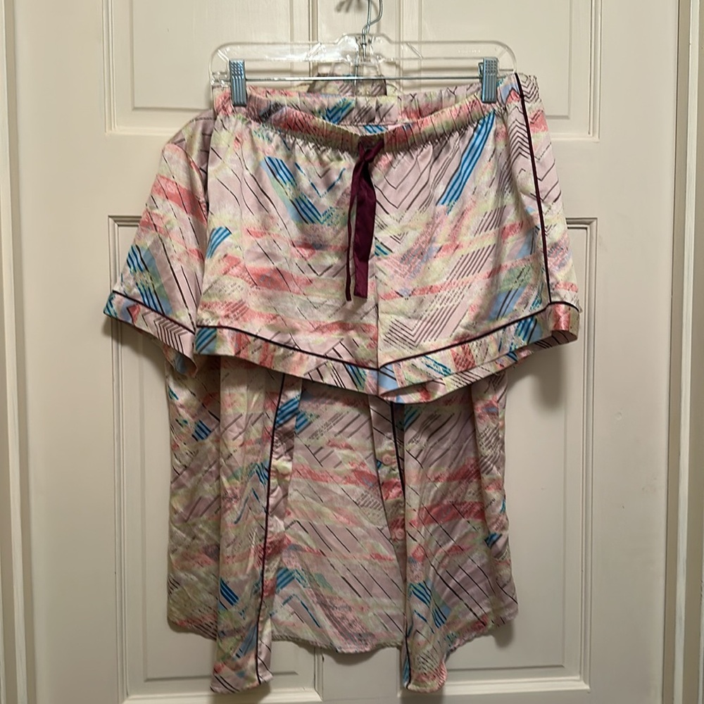 Victoria’s Secret pajama set - Picture 12 of 12
